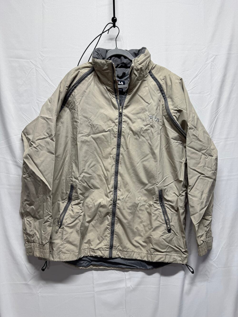 FILA Men's Coat Windbreaker Zip off Sleeves Raincoat Size Large Gorpcore Outdoor